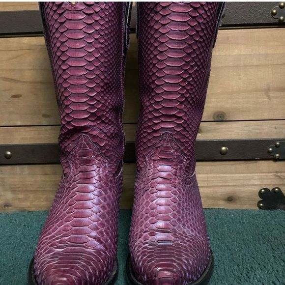 CUSTOM WOMEN'S PURPLE FULL PYTHON WOVEN COWGIRL BOOTS - SNIP TOE - Picture 9 of 12